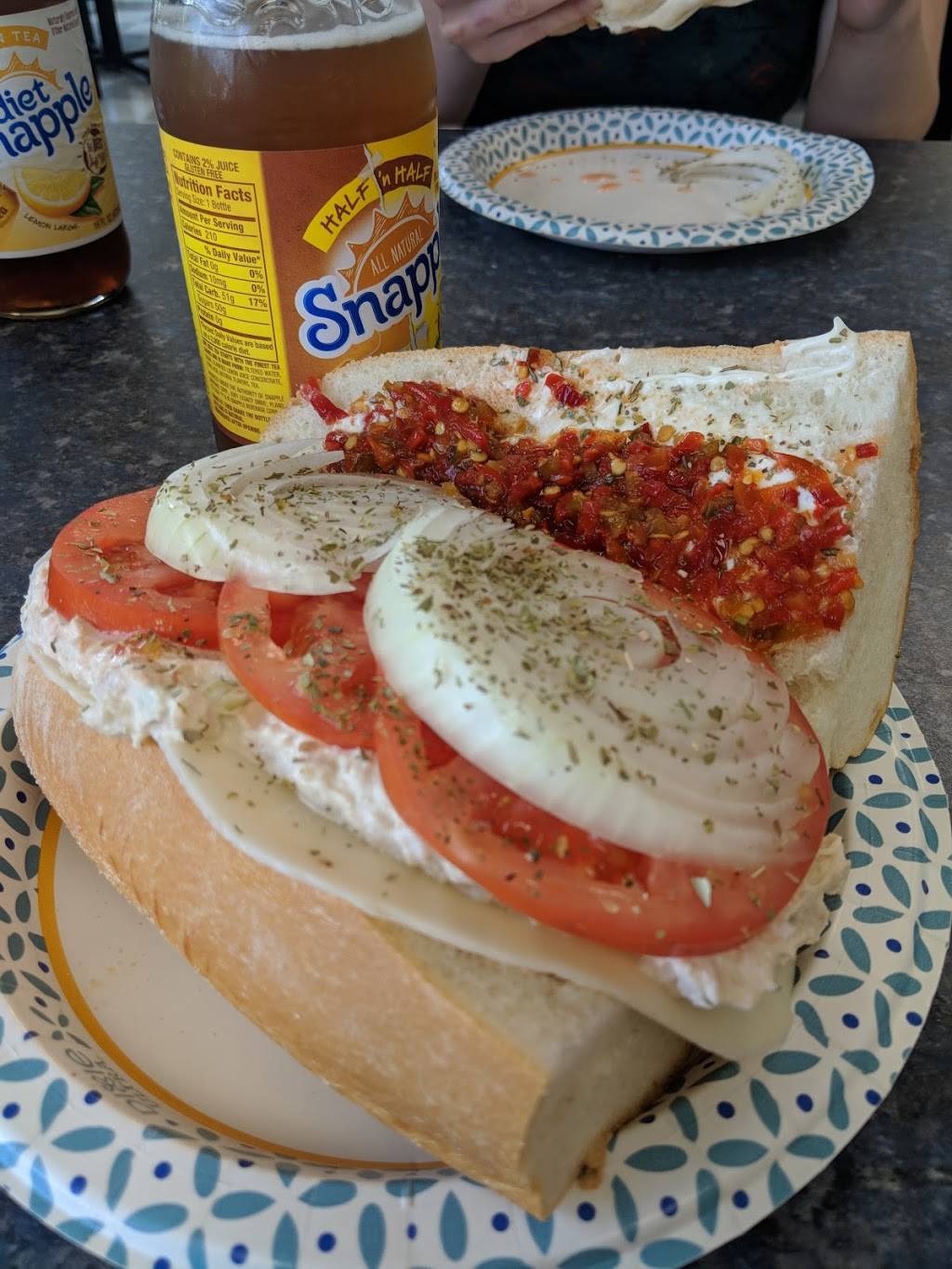 Eves Lunch | meal takeaway | 320 E Johnson Hwy, Norristown, PA 19401, USA | 6102776600 OR +1 610-277-6600