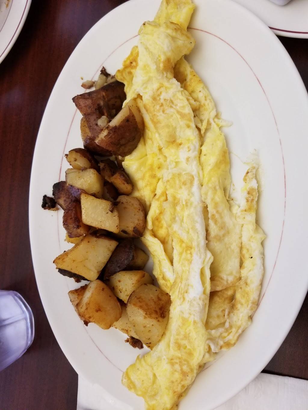 Classic Cafe | cafe | 1313 Massachusetts Ave, Arlington, MA 02476, USA | 7816467871 OR +1 781-646-7871