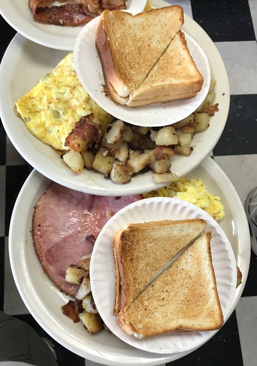 Sharons Place | restaurant | 411 S Washington Ave, Scranton, PA 18505, USA | 5703437712 OR +1 570-343-7712