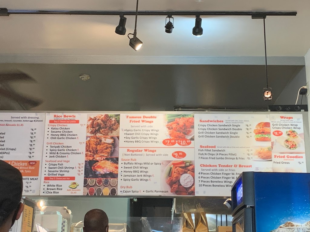 Chix & Wings | restaurant | 138 S 11th St, Philadelphia, PA 19107, USA | 2159258881 OR +1 215-925-8881