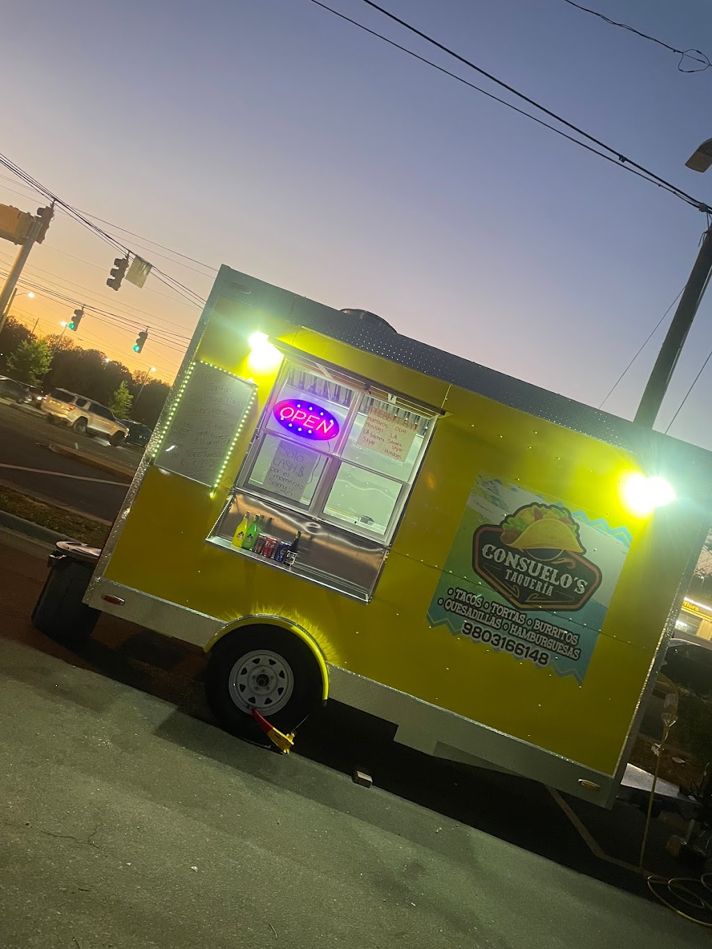 Consuelos Taqueria | restaurant | 5235 South Blvd, Charlotte, NC 28217, USA | 9803166148 OR +1 980-316-6148