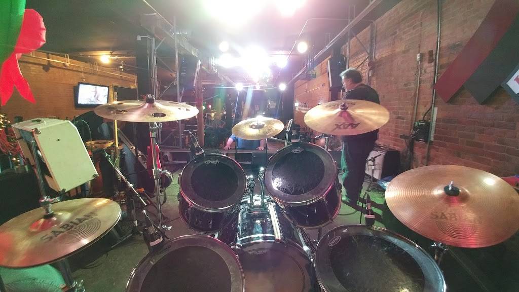 Lasso Live | night club | 163 Pembroke St W, Pembroke, ON K8A 5M9, Canada | 6136298890 OR +1 613-629-8890