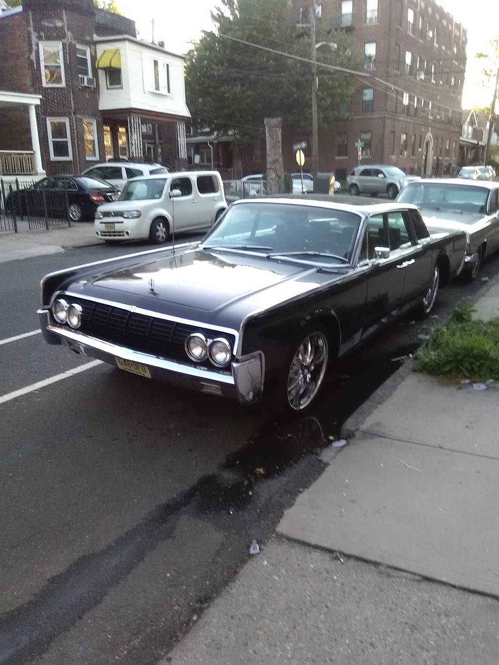 El Tipico | restaurant | 390 Communipaw Ave, Jersey City, NJ 07304, USA | 2012091838 OR +1 201-209-1838