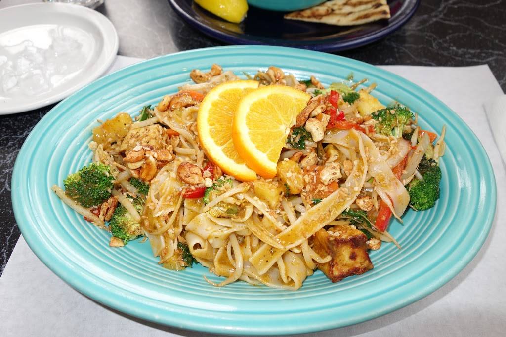 Cheeze Factory Restaurant | restaurant | 618 Oak St, Baraboo, WI 53913, USA | 6084484804 OR +1 608-448-4804