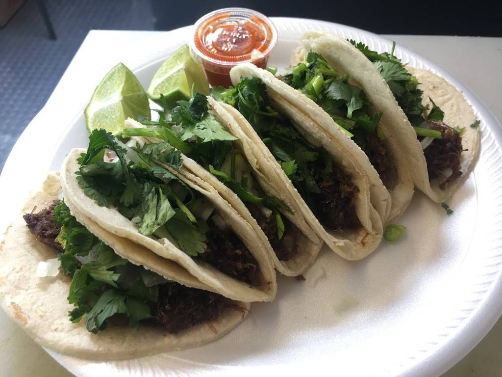 Taco Shop Barbacoa y Birria Estilo Sinaloa | restaurant | 4700 Doniphan Dr, El Paso, TX 79922, USA | 9152759997 OR +1 915-275-9997