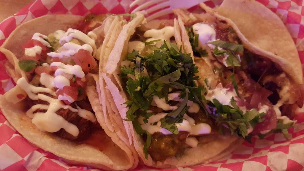 Taco Luchador | restaurant | 938 Baxter Ave, Louisville, KY 40204, USA | 5025830440 OR +1 502-583-0440