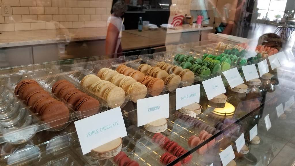 Oui Oui! Macaron | bakery | Emeryville Public Market, 5959 Shellmound St. Shipping Container A., Emeryville, CA 94608, USA | 5107884455 OR +1 510-788-4455