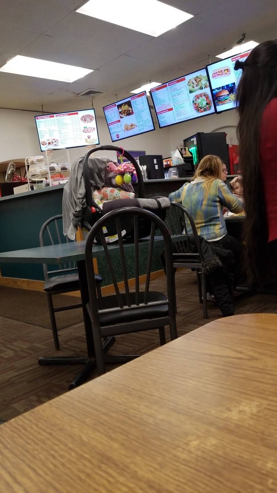 Family Pizza Inc | restaurant | 1595 Lakeview Ave, Dracut, MA 01826, USA | 9785418280 OR +1 978-541-8280