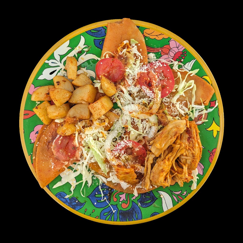 Cenaduria Mi Lindo Apatzingan | restaurant | 483 Darien Ave, Oakland, CA 94603, USA | 5109694676 OR +1 510-969-4676