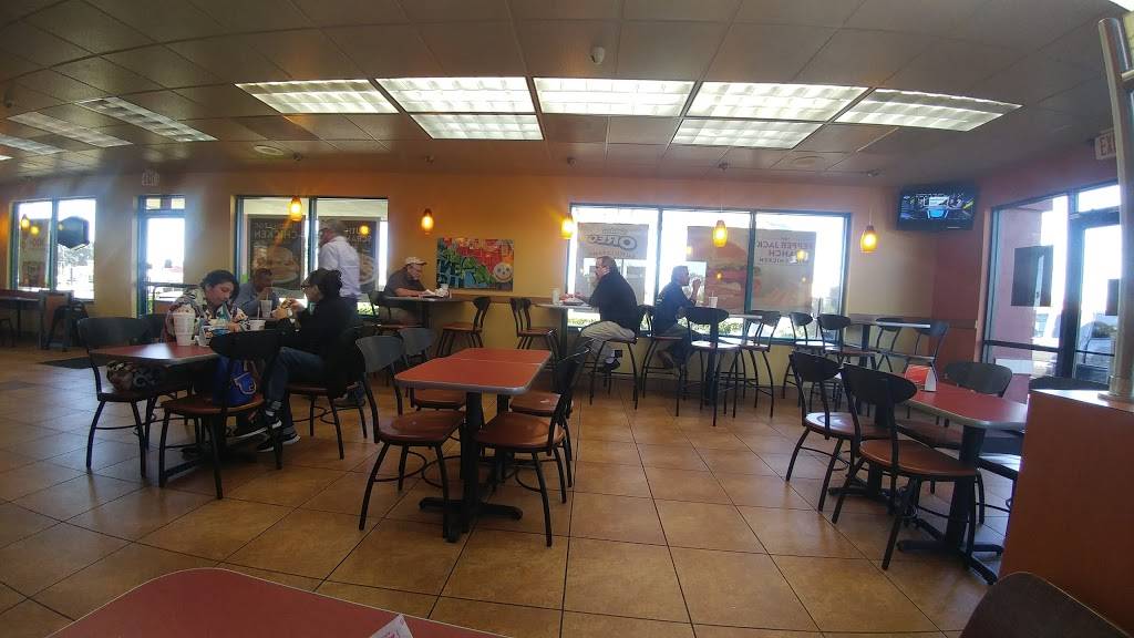 Jack in the Box | restaurant | 2580 N Vineyard Ave, Oxnard, CA 93030, USA | 8054850773 OR +1 805-485-0773