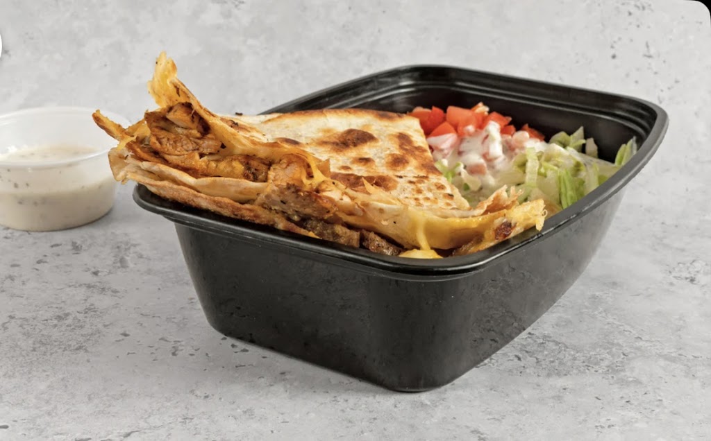 Chyros Famous Halal Food | restaurant | 345 N Central Ave unit d, Chicago, IL 60644, USA | 7734128115 OR +1 773-412-8115