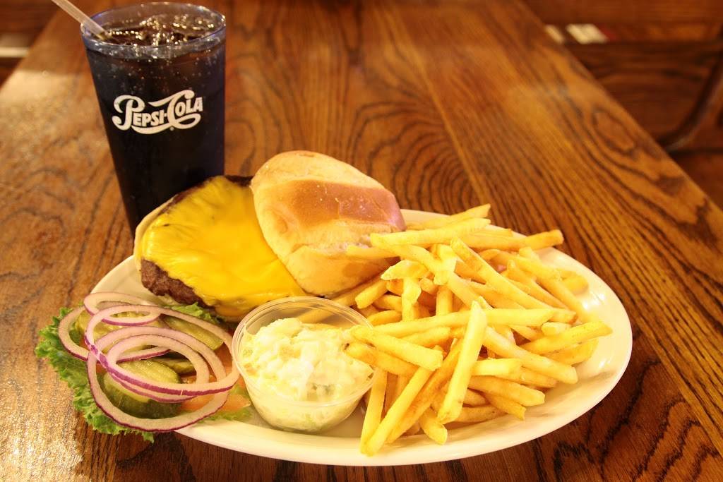 Barnabys Family Inn | restaurant | 933 W Rand Rd, Arlington Heights, IL 60004, USA | 8473945270 OR +1 847-394-5270