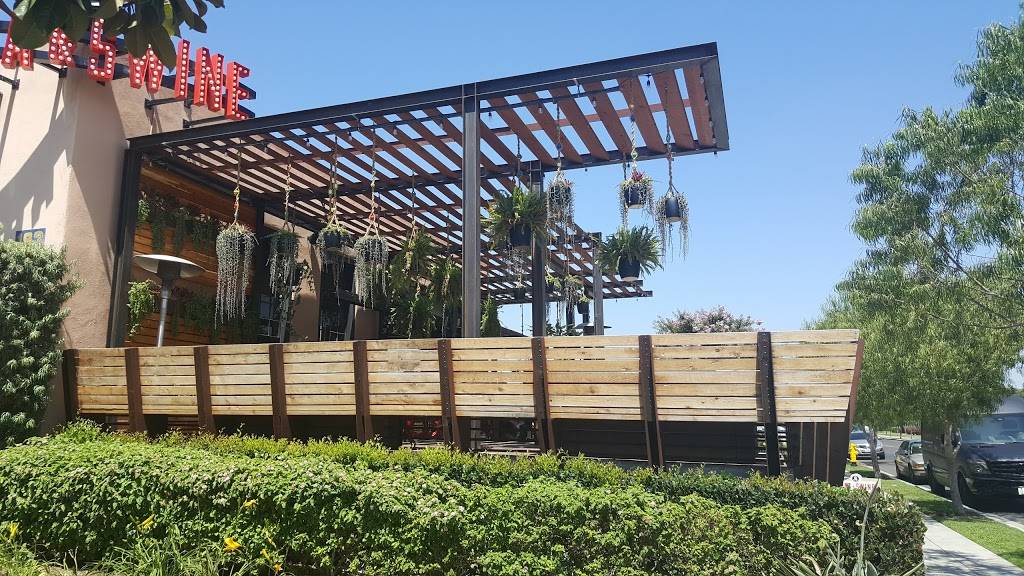 Slaters 50/50 | restaurant | 2750 Dewey Rd #193, San Diego, CA 92106, USA | 6193982600 OR +1 619-398-2600