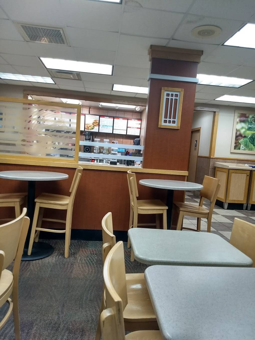 Wendys | restaurant | 7039 Culebra Rd, San Antonio, TX 78238, USA | 2106814767 OR +1 210-681-4767