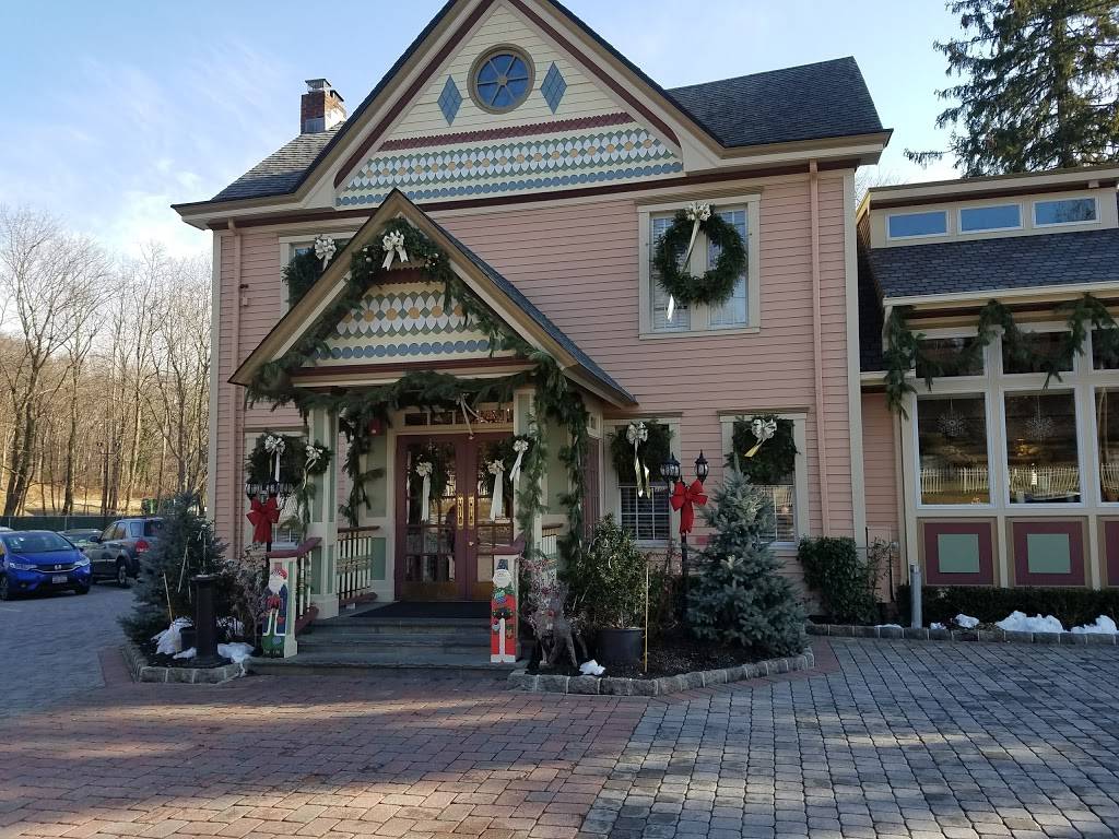 Garden Grill | restaurant | 64 N Country Rd, Smithtown, NY 11787, USA | 6312658771 OR +1 631-265-8771