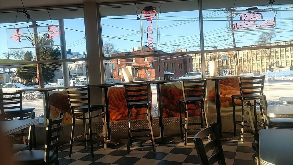 Wings Over Framingham | restaurant | 624 Waverly St, Framingham, MA 01702, USA | 5086289464 OR +1 508-628-9464