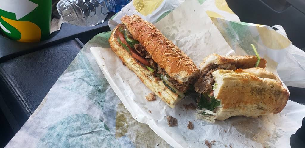 Subway | restaurant | 4001 N May Ave, Oklahoma City, OK 73112, USA | 4059424171 OR +1 405-942-4171