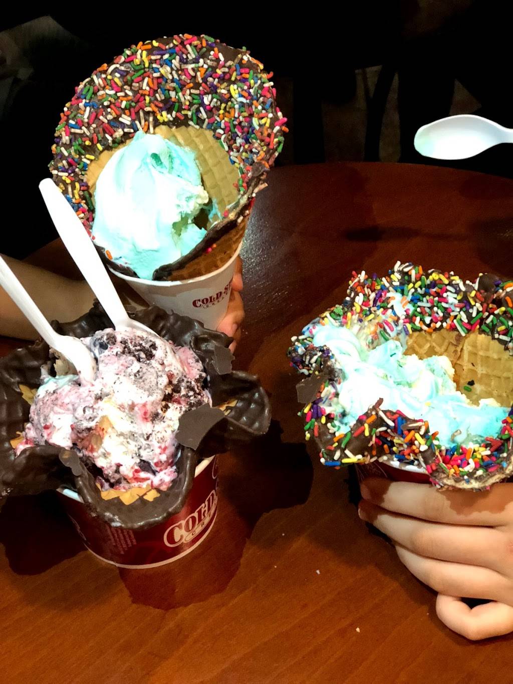 Cold Stone Creamery | bakery | 3535 Hempstead Turnpike, Levittown, NY 11756, USA | 5167963500 OR +1 516-796-3500