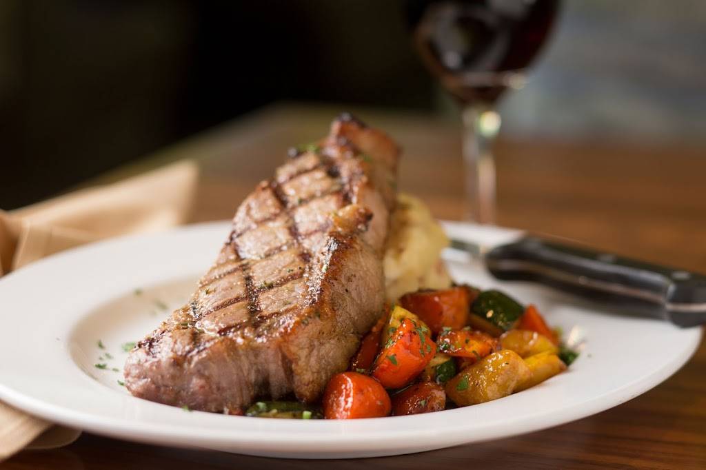 Lakeside Bar and Grill | restaurant | 6233 NE 78th Ct #2848, Portland, OR 97218, USA | 5034086647 OR +1 503-408-6647