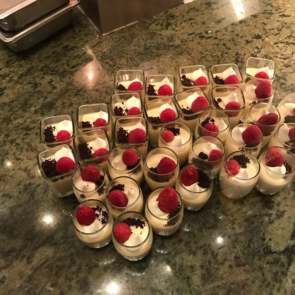 Storytellers Cafe | cafe | 1600 S Disneyland Dr, Anaheim, CA 92802, USA | 7147813463 OR +1 714-781-3463