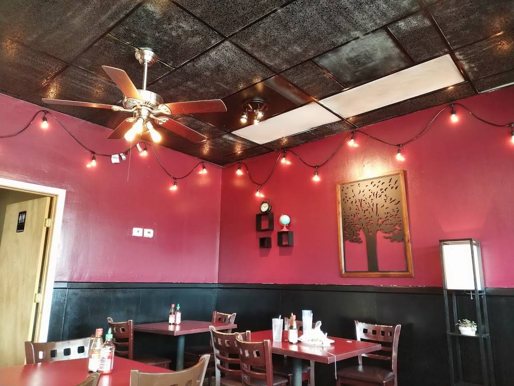 Pho 18 | restaurant | 704 Holiday Dr, Galveston, TX 77550, USA | 4097628849 OR +1 409-762-8849