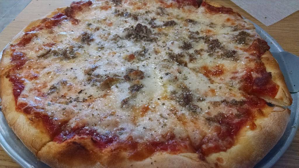 D. Americos Pizzeria | restaurant | 812 62nd St Cir E #102, Bradenton, FL 34208, USA | 9417477888 OR +1 941-747-7888
