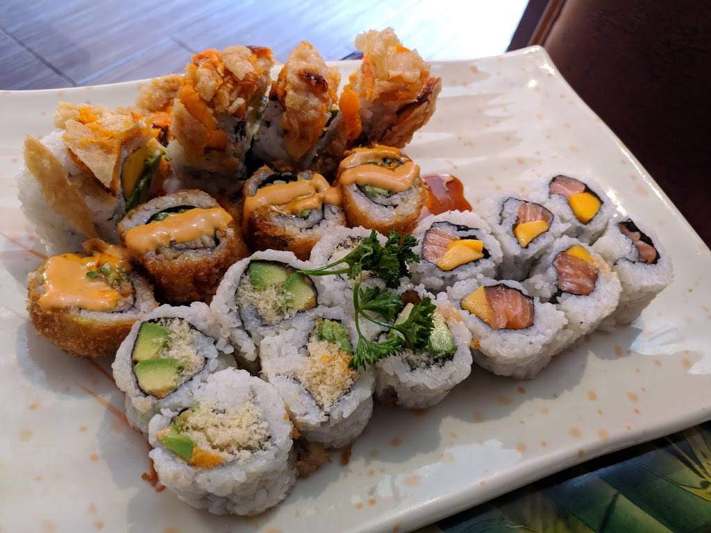 Taka Sushi | restaurant | 340 Eagle St W, Newmarket, ON L3Y 7M9, Canada | 9058365000 OR +1 905-836-5000