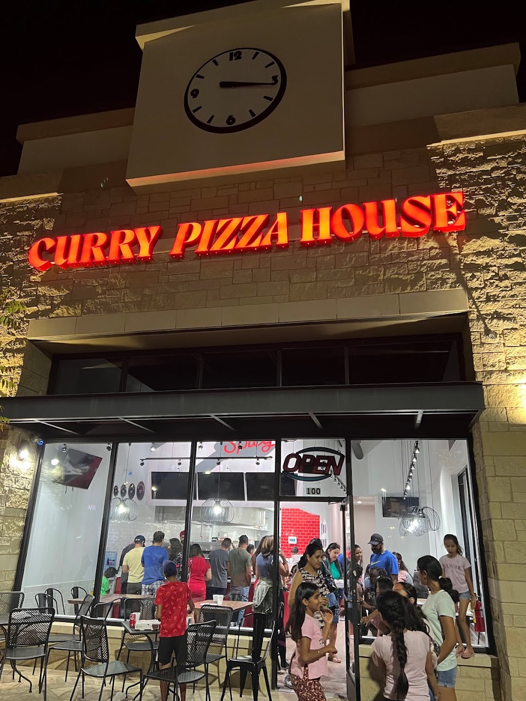Curry Pizza House | restaurant | 5266 Independence Pkwy suite 100, Frisco, TX 75035, USA | 2147645544 OR +1 214-764-5544