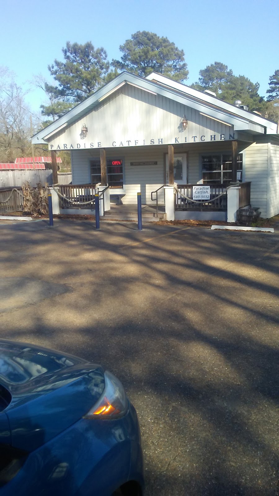 Paradise Catfish Kitchen | restaurant | 4820 Monroe Hwy, Ball, LA 71405, USA | 3186405032 OR +1 318-640-5032