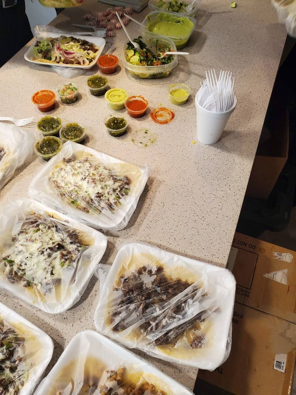 Tacos Don Cuco (UTEP) | restaurant | 2112 N Mesa St, El Paso, TX 79902, USA | 9152609570 OR +1 915-260-9570