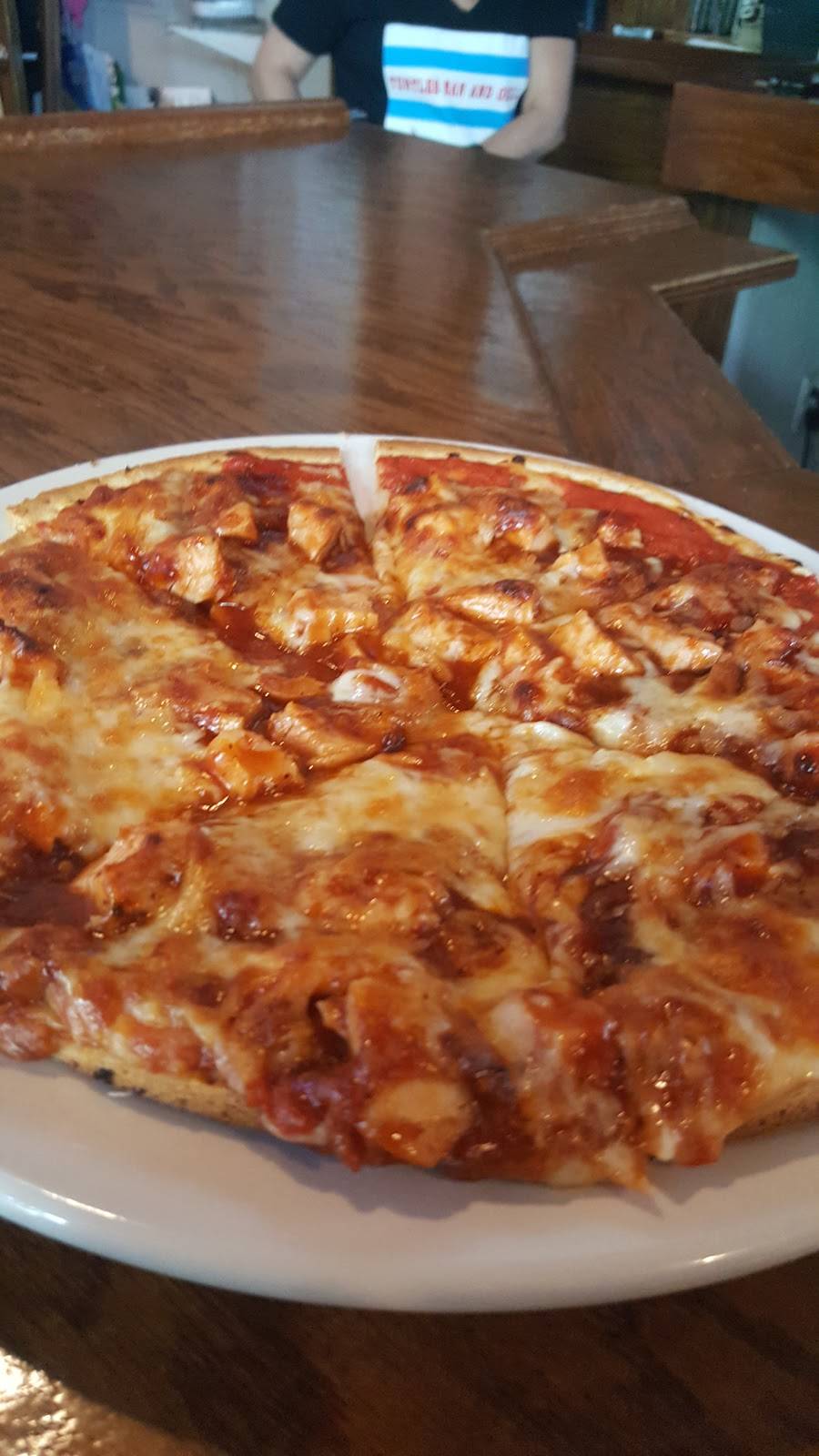 Turtles Bar & Grill | restaurant | 238 W 33rd St, Chicago, IL 60616, USA | 3122257333 OR +1 312-225-7333