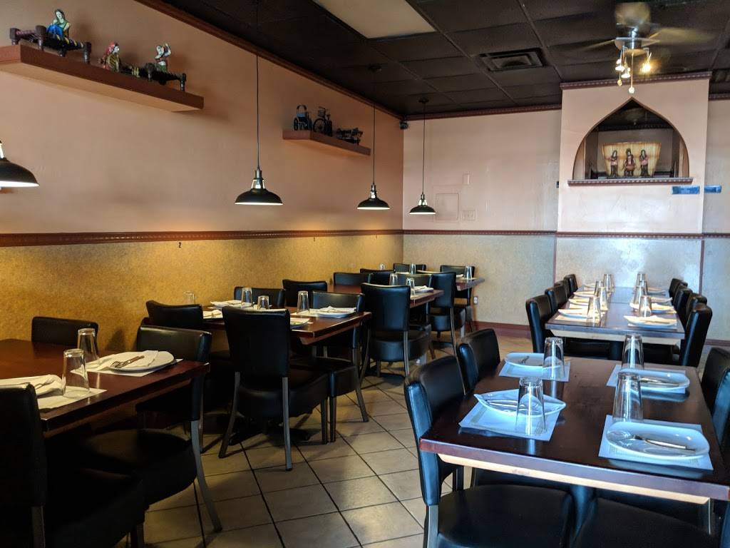 Sams Indian Food & Pizza | restaurant | 61380 Twentynine Palms Highway Suite 13, Joshua Tree, CA 92252, USA | 7603669511 OR +1 760-366-9511