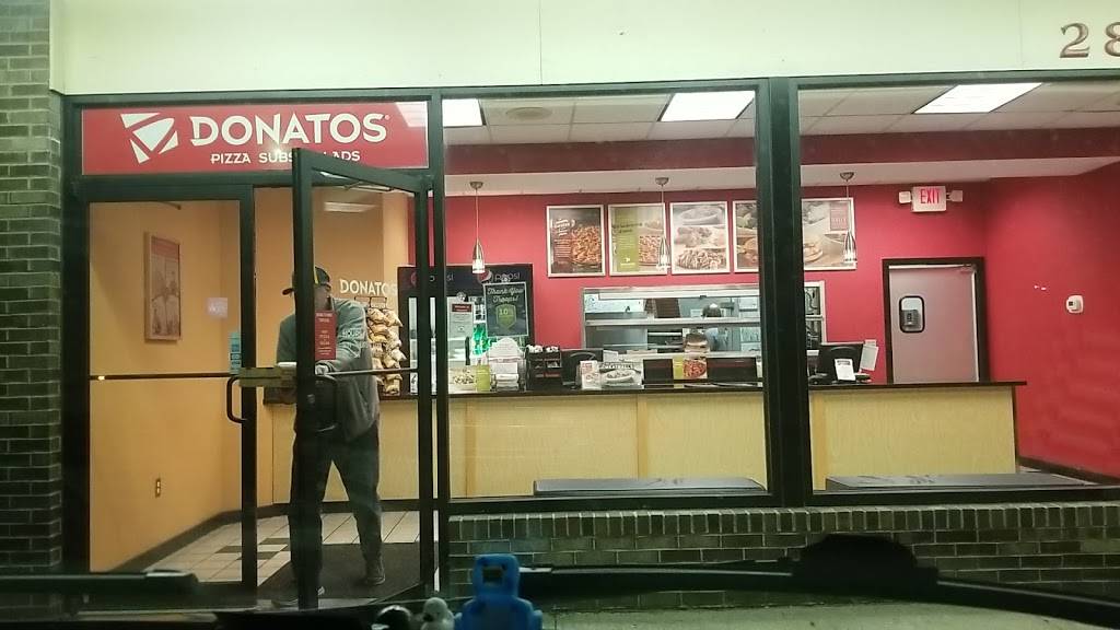 Donatos Pizza | restaurant | 2800 Wayne Ave, Dayton, OH 45420, USA | 9372548800 OR +1 937-254-8800