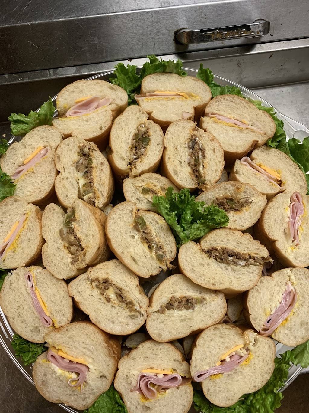 Main Street pub&grill | restaurant | 205 W Main St, Ville Platte, LA 70586, USA | 3373631001 OR +1 337-363-1001