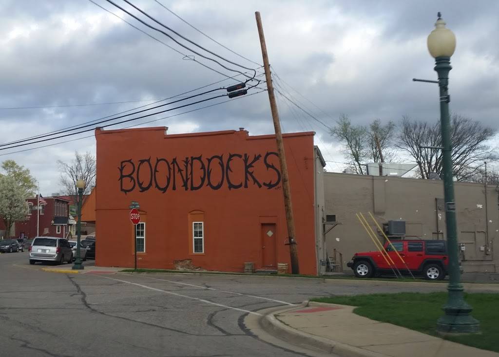 Boondocks Saloon & Grill | restaurant | 104 E Grand River Rd, Laingsburg, MI 48848, USA | 5179196099 OR +1 517-919-6099