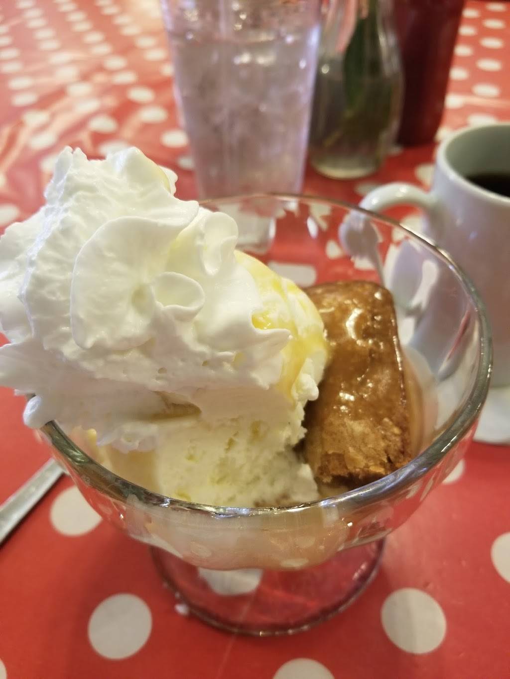 Kelseys On Main | cafe | 1124 Main St, Jackson, KY 41339, USA | 6066664004 OR +1 606-666-4004