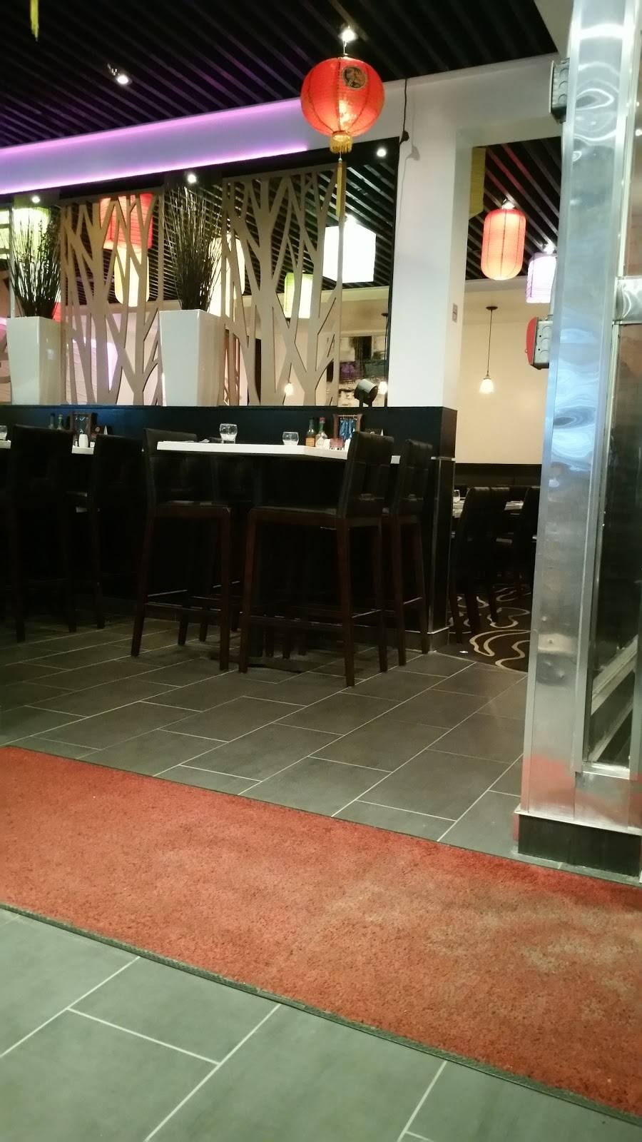 OpenRice Asian Fusion & Lounge | restaurant | 1755 St Laurent Blvd, Ottawa, ON K1G 3V4, Canada | 6137398833 OR +1 613-739-8833