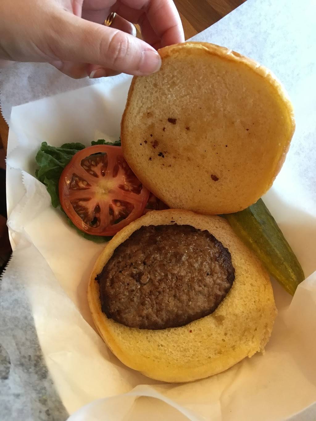 DECCA | restaurant | 10, Charlestown Navy Yard, Charlestown, MA 02129, USA | 6172425000 OR +1 617-242-5000