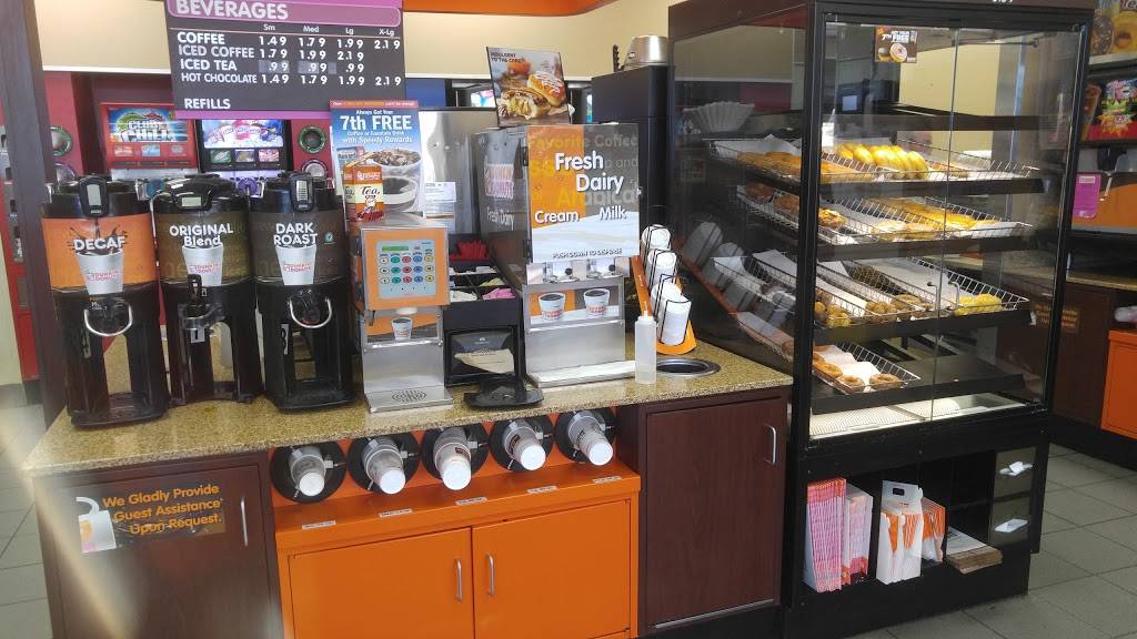 Dunkin | bakery | 422 Aberdeen Rd, Raeford, NC 28376, USA | 9108756377 OR +1 910-875-6377