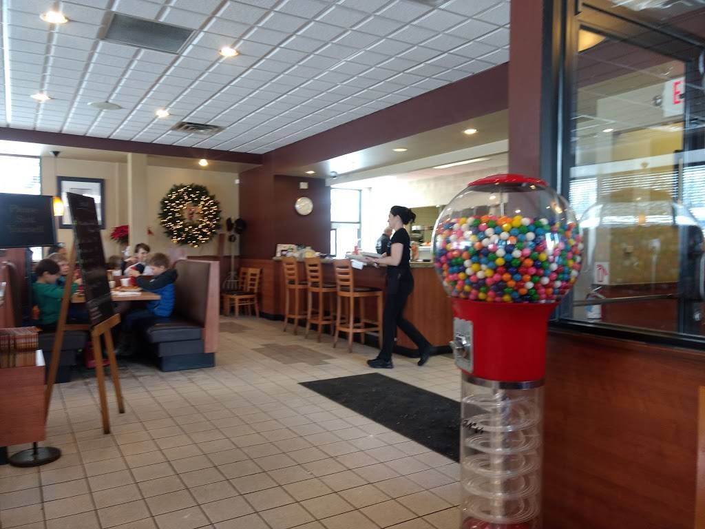 Lucas Coney Island | restaurant | 22689 Pontiac Trail, South Lyon, MI 48178, USA | 2484910045 OR +1 248-491-0045