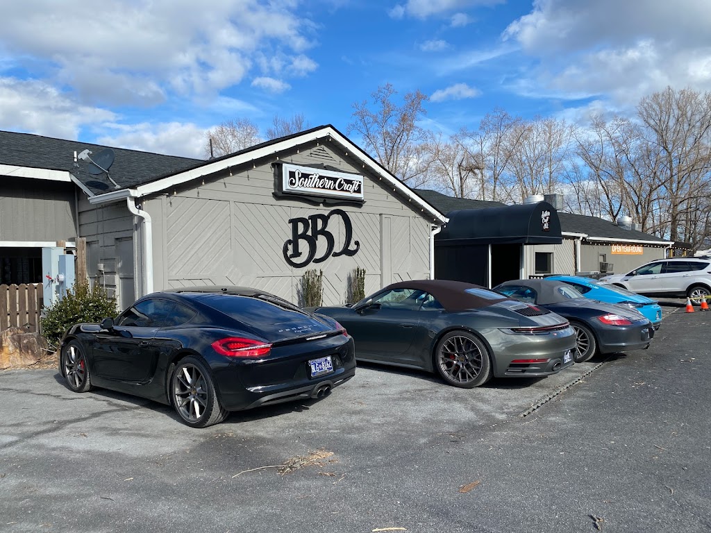 Southern Craft BBQ Watauga | restaurant | 2340 US-321, Hampton, TN 37658, USA | 4237255263 OR +1 423-725-5263