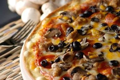 Nick-N-Willys Pizza Peoria | restaurant | 4700 N University St #90, Peoria, IL 61614, USA | 3096912345 OR +1 309-691-2345