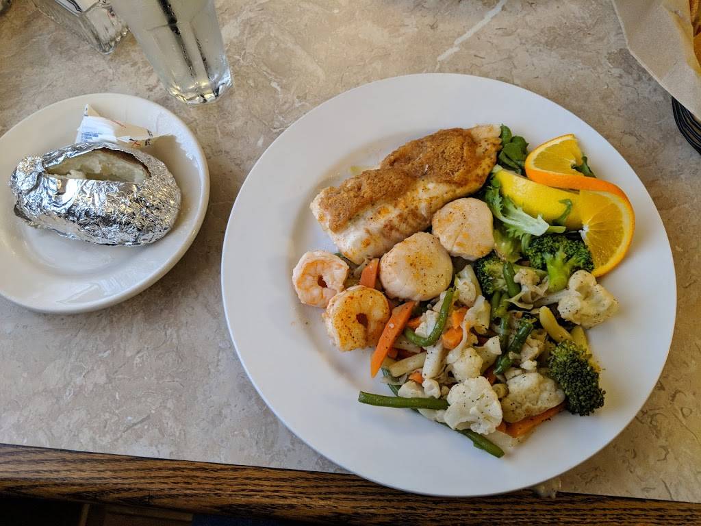 Johns Restaurant & Pizzeria | restaurant | 2914 11th St, Rockford, IL 61109, USA | 8153984044 OR +1 815-398-4044