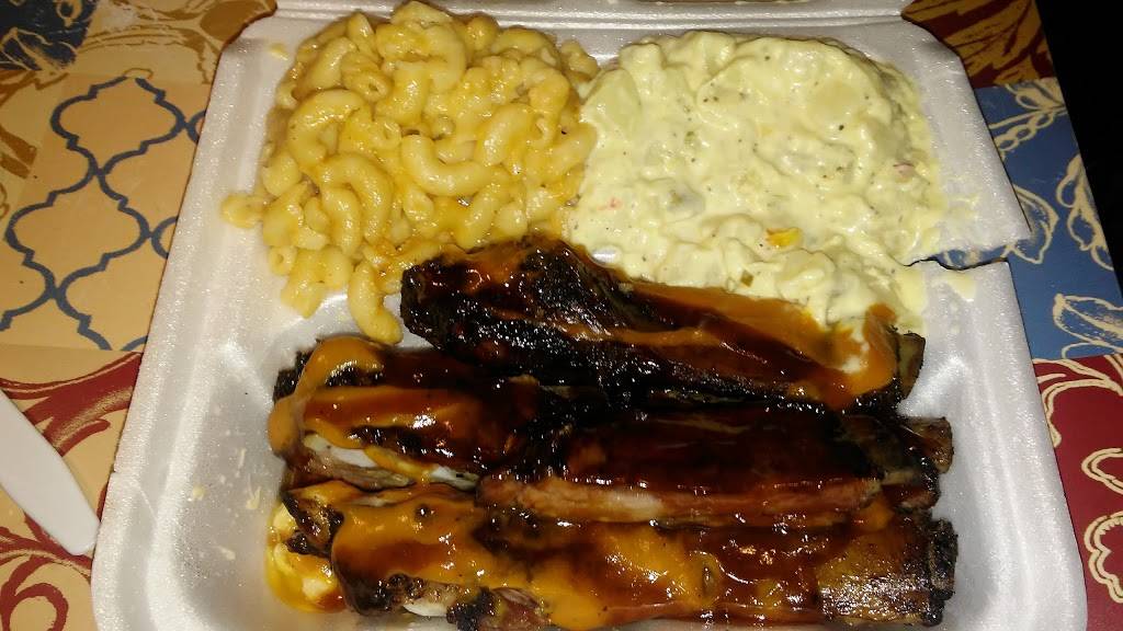 T & Ls BAR-B-Q AND Soul Food Catering | restaurant | 2416 9th St E, Bradenton, FL 34208, USA | 9414478161 OR +1 941-447-8161