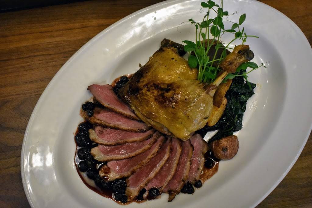 Trace | restaurant | 1112 4th Ave, Seattle, WA 98101, USA | 2062646060 OR +1 206-264-6060