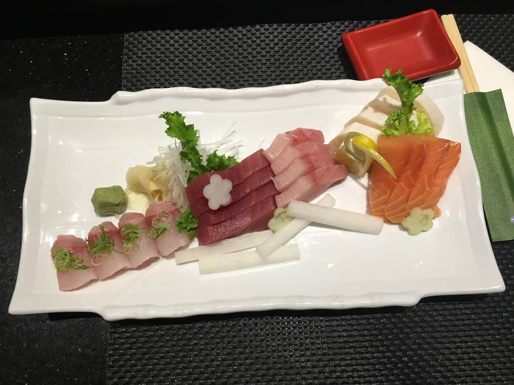 Sushi Palace | restaurant | 282 Merrick Rd, Rockville Centre, NY 11570, USA | 5164425528 OR +1 516-442-5528