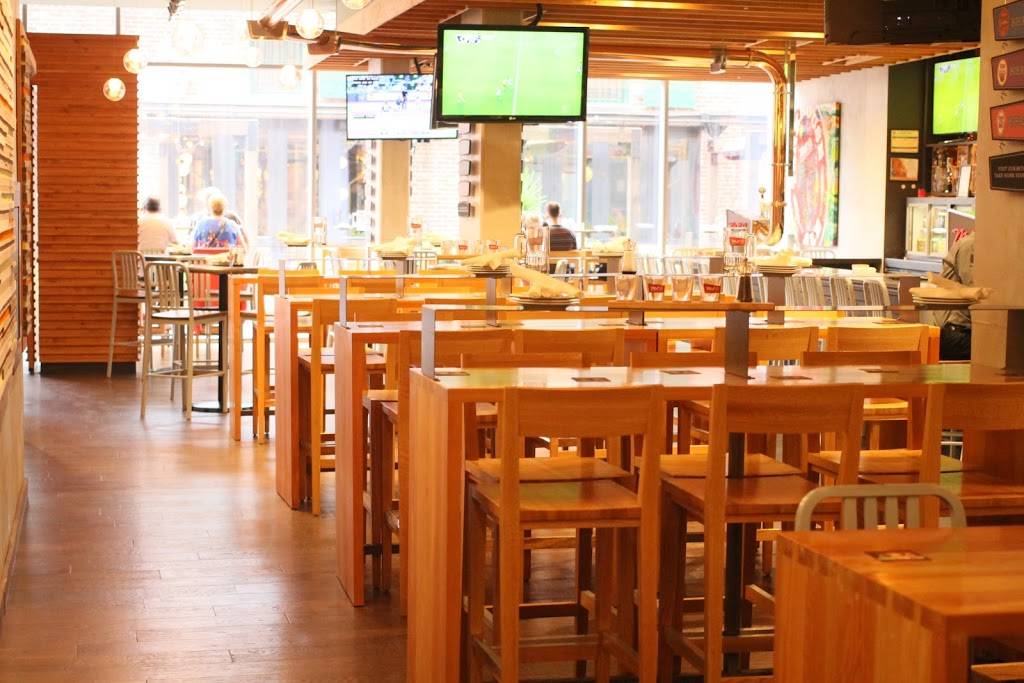 Mill St. Brew Pub & The Beer Hall | restaurant | 21 A Tank House Lane, Toronto, ON M5A 3C4, Canada | 41668103383 OR +1 416-681-0338 ext. 3