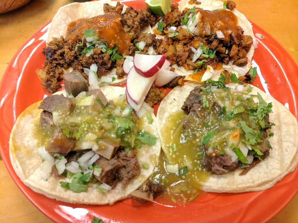 La Hacienda Petaluma | restaurant | 953 Lakeville St, Petaluma, CA 94952, USA | 7077787921 OR +1 707-778-7921