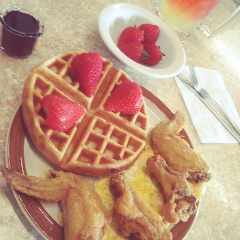 Chris Kitchen Soul Food | restaurant | 1260 Rumrill Blvd, San Pablo, CA 94806, USA | 5102359117 OR +1 510-235-9117