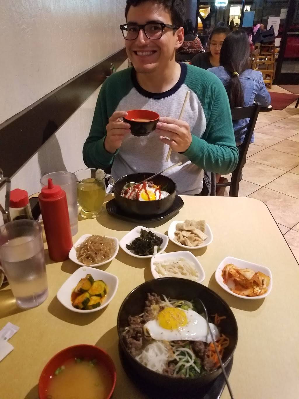 Manna Restaurant | restaurant | 622 3rd St, Davis, CA 95616, USA | 5307598888 OR +1 530-759-8888